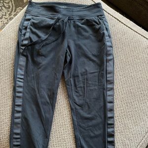 Women’s Athleta Cropped Athletic Pants
